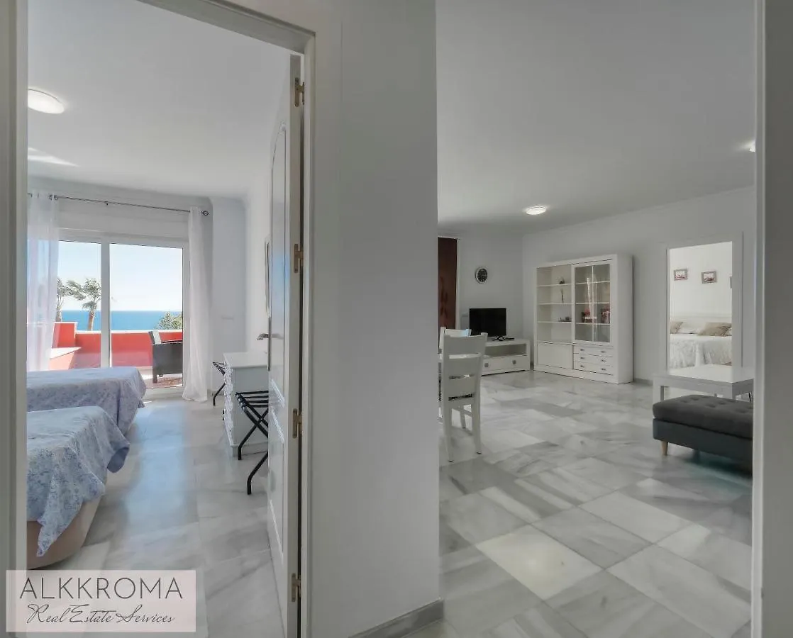Punta Plata Beach Apartment Estepona