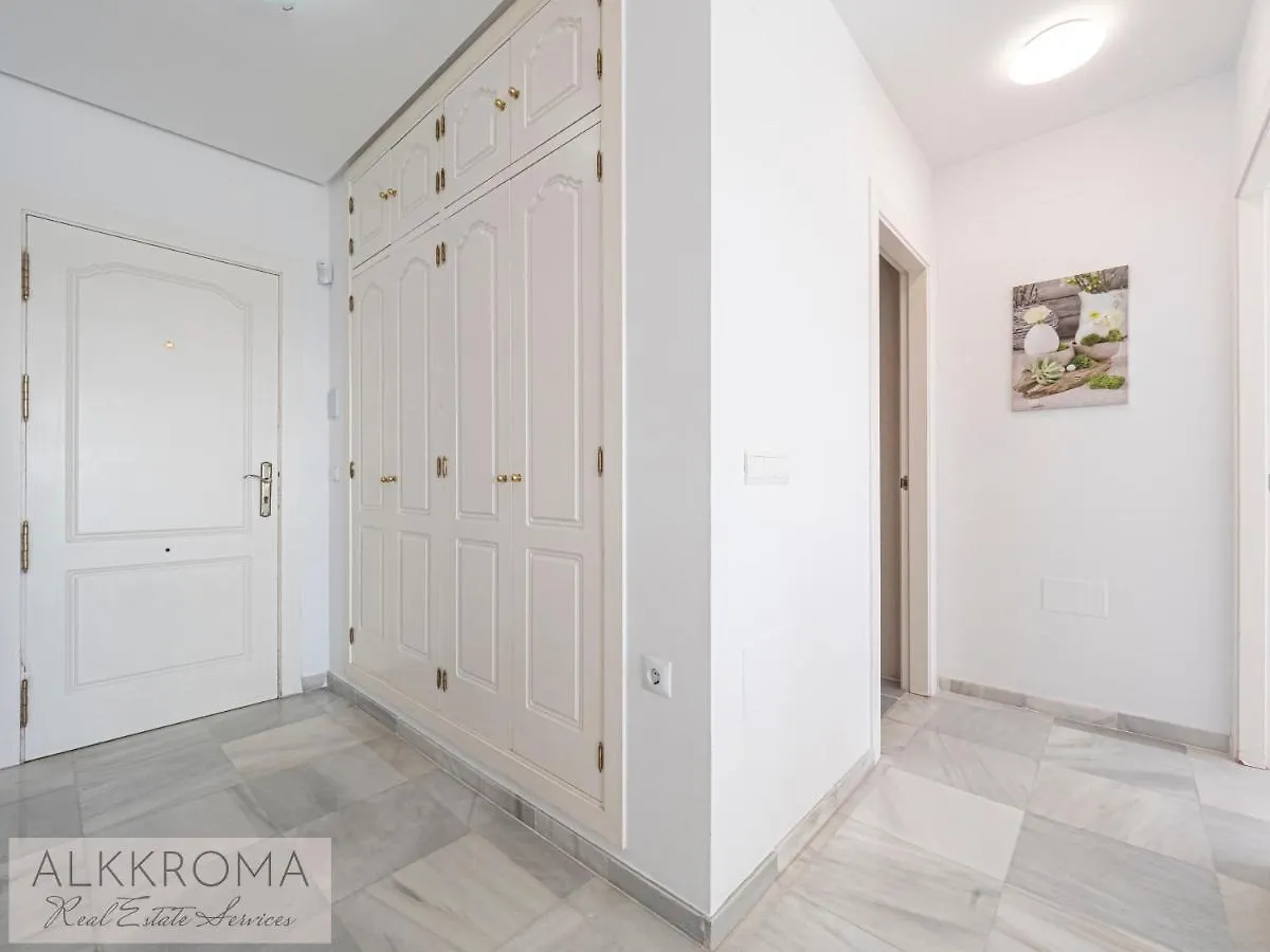 Punta Plata Beach Apartment Estepona