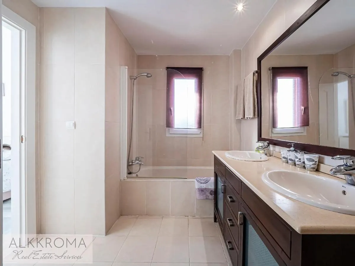 Punta Plata Beach Apartment Estepona